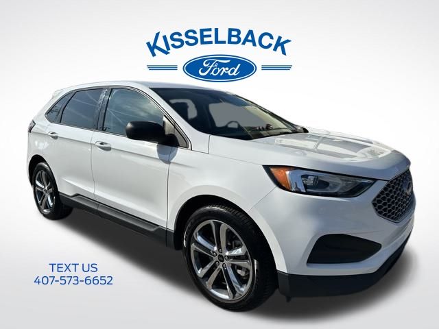 2023 Ford Edge SE's photo