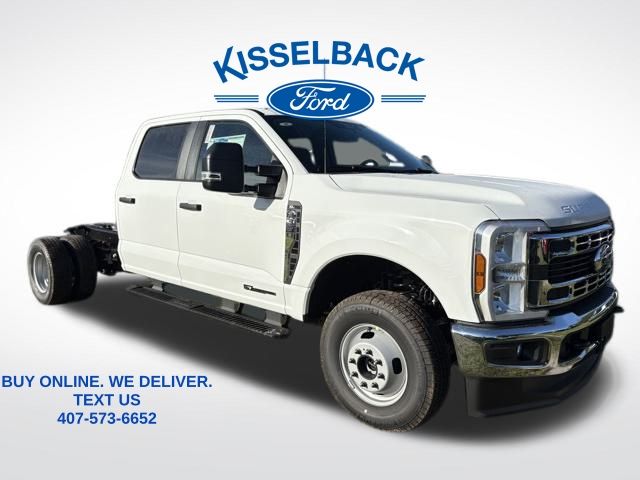2026 Ford F-350 Super Duty Chassis Cab XL's photo