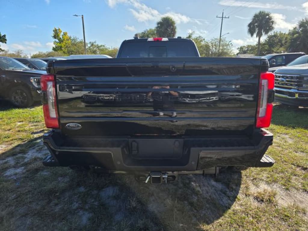 New 2026 Ford F-450 Platinum Truck Crew Cab