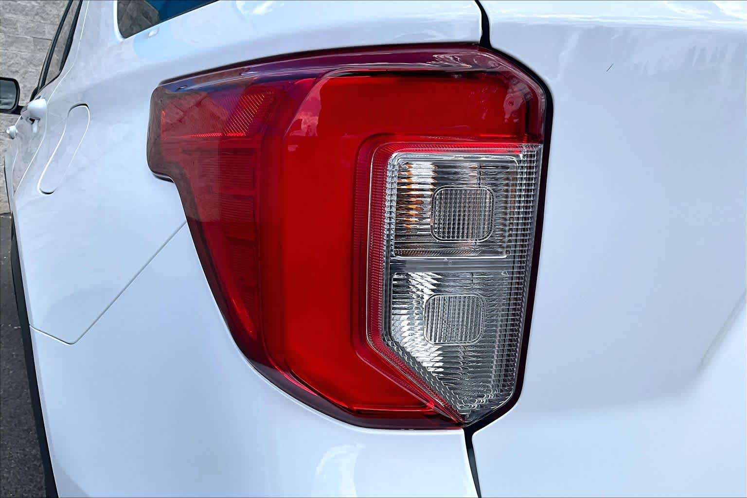 Thumbnail: 2024 Ford Explorer - 32