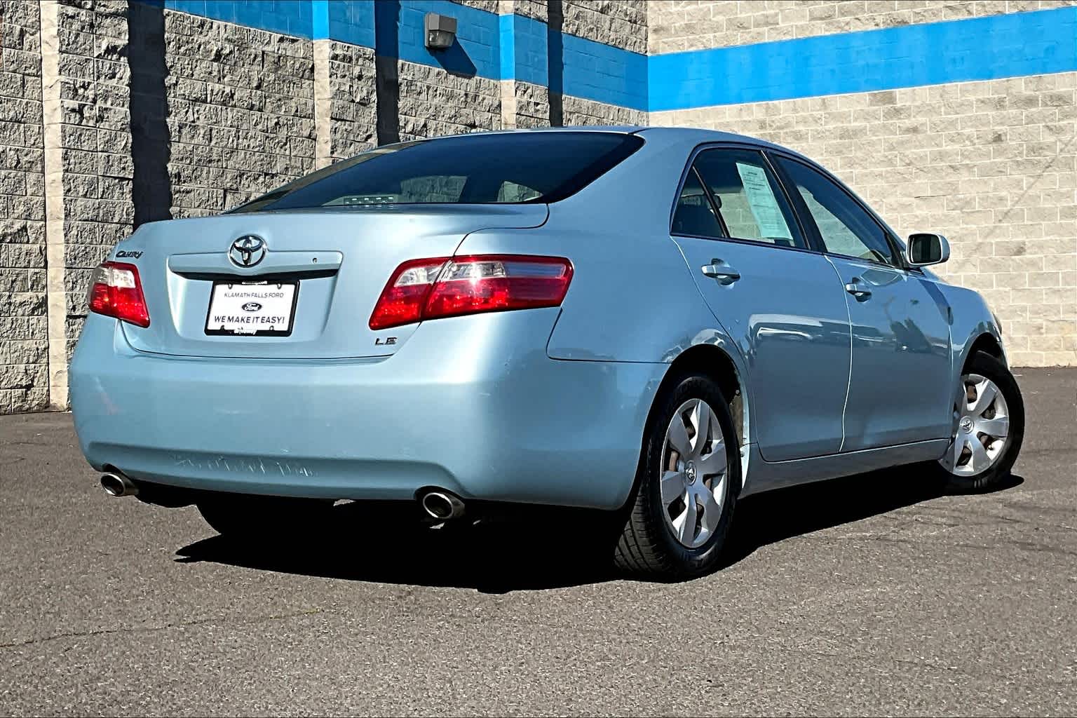 2007 Toyota Camry LE 22