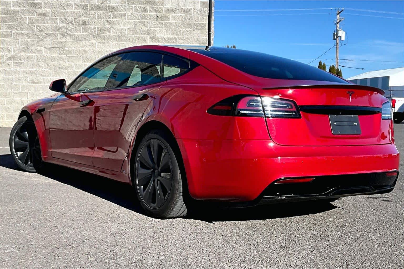 Thumbnail: 2022 Tesla Model S - 4