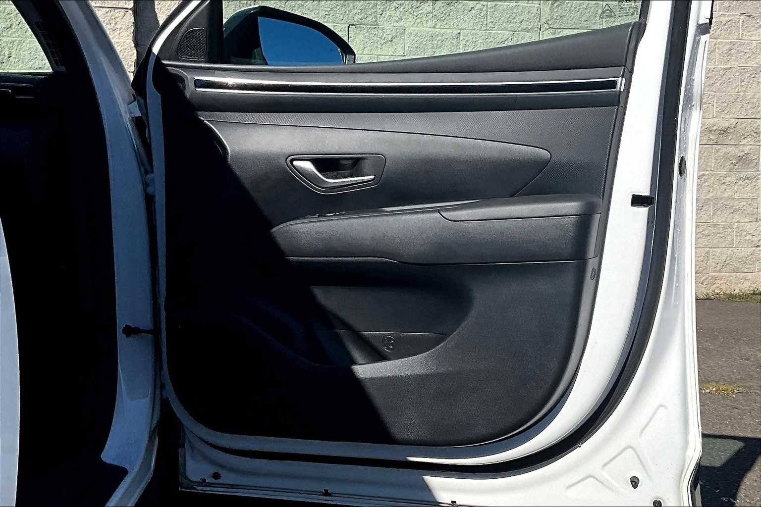 Thumbnail: 2023 Hyundai Tucson - 28