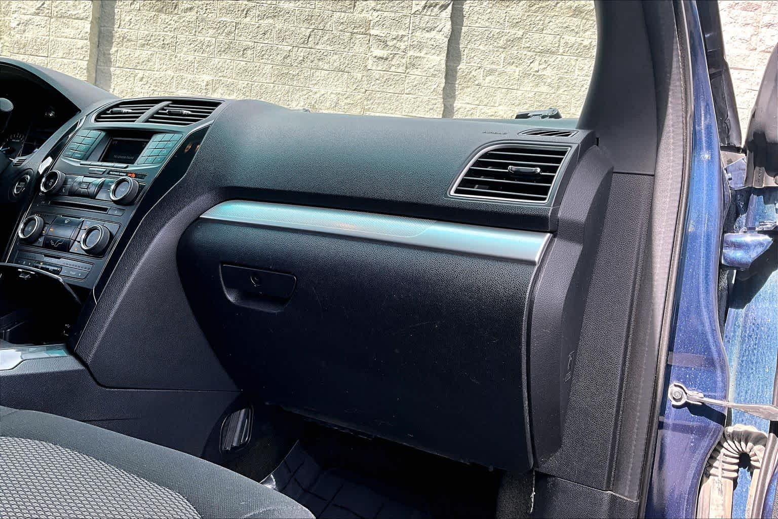 Thumbnail: 2016 Ford Explorer - 23