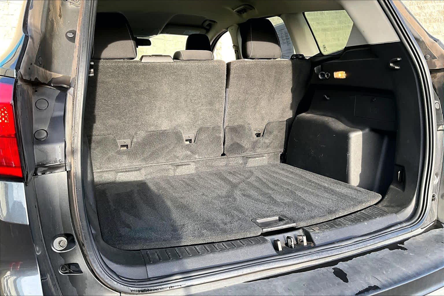 Thumbnail: 2019 Ford Escape - 18