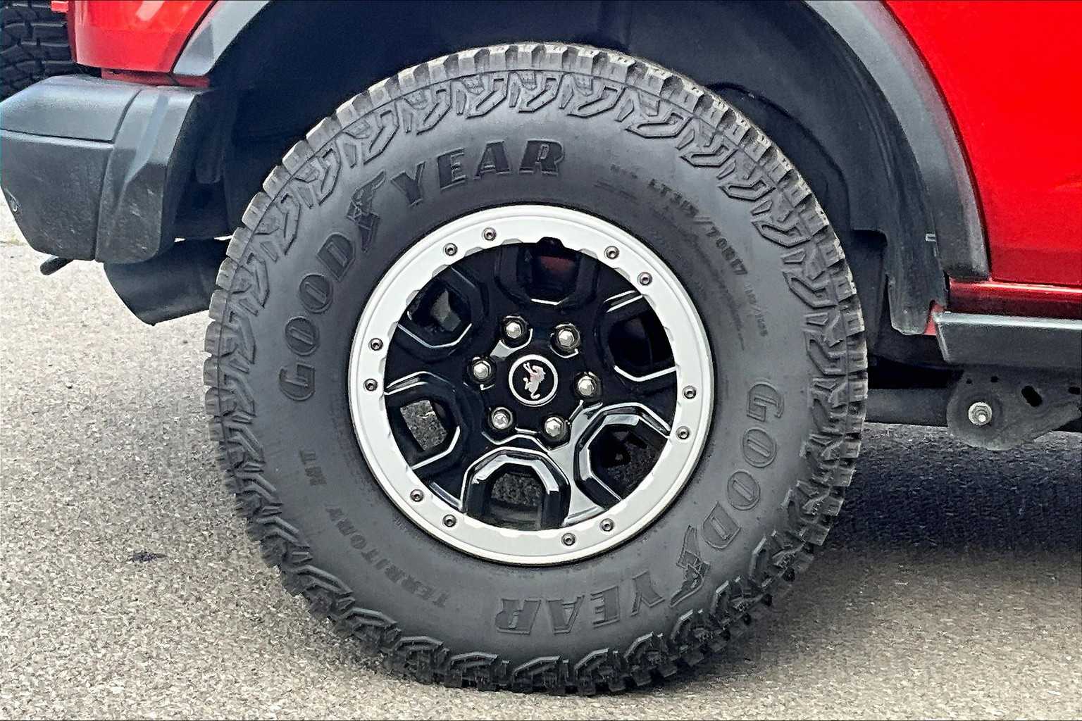 Thumbnail: 2023 Ford Bronco - 36