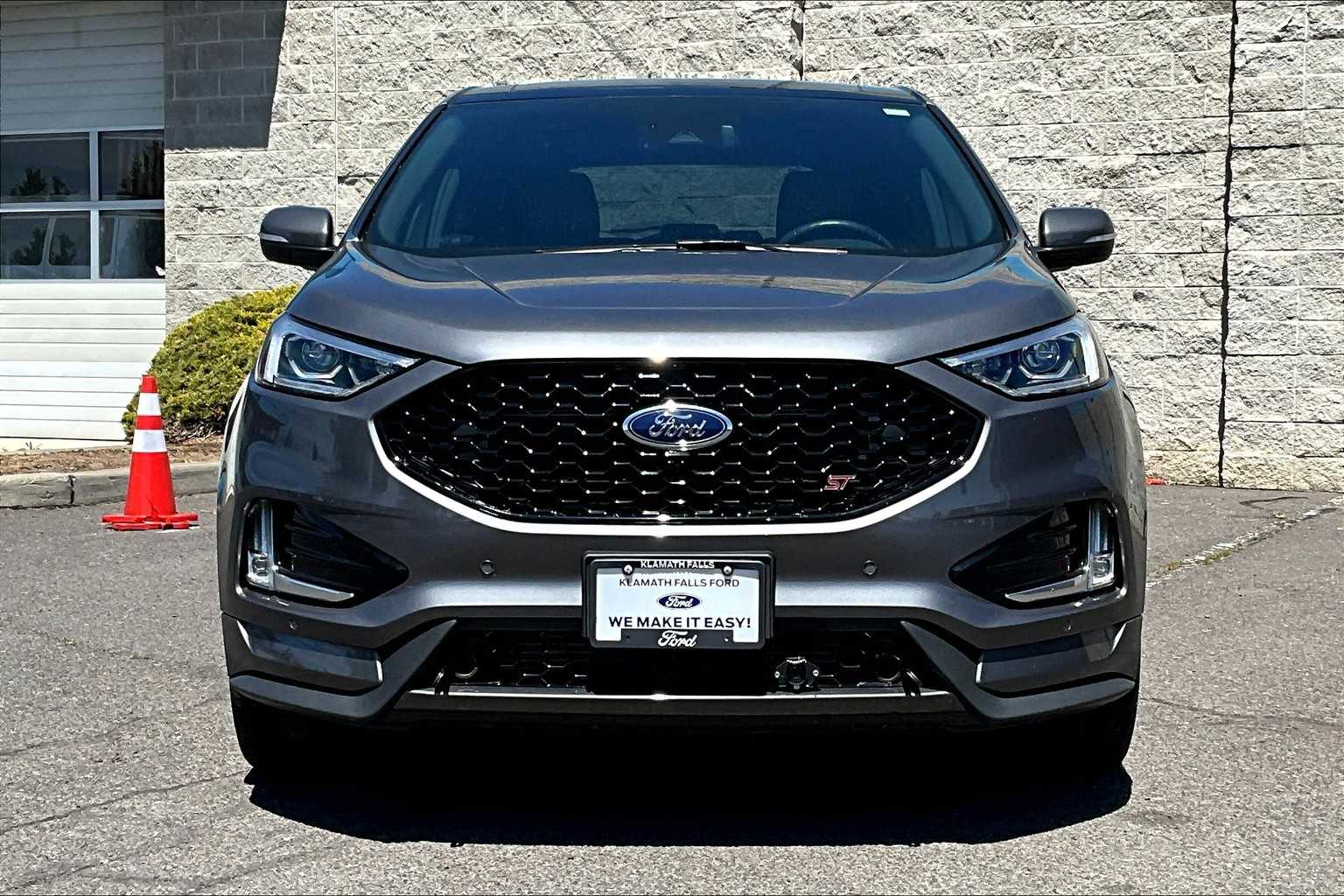 2022 Ford Edge ST 6