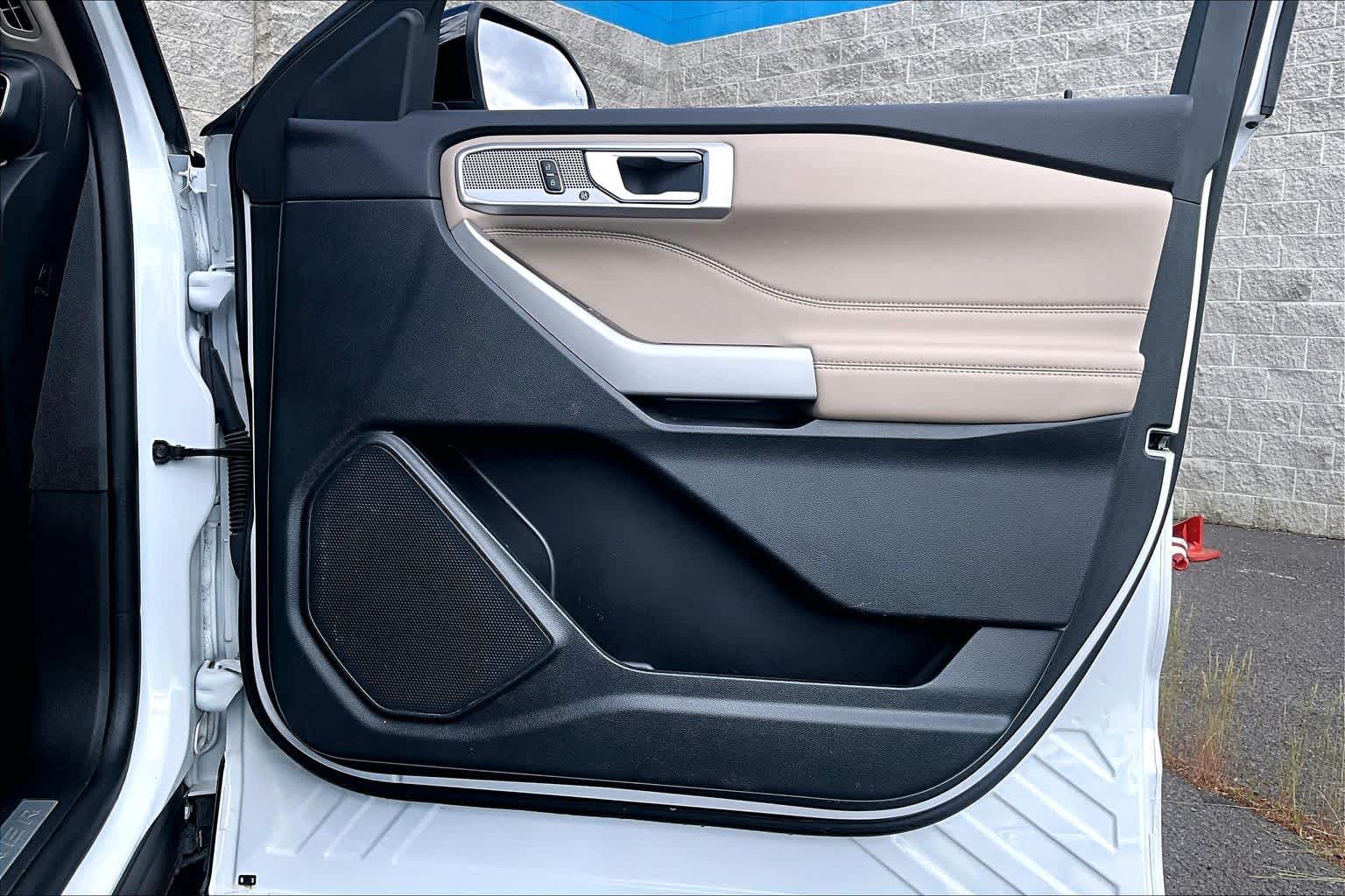 Thumbnail: 2024 Ford Explorer - 28
