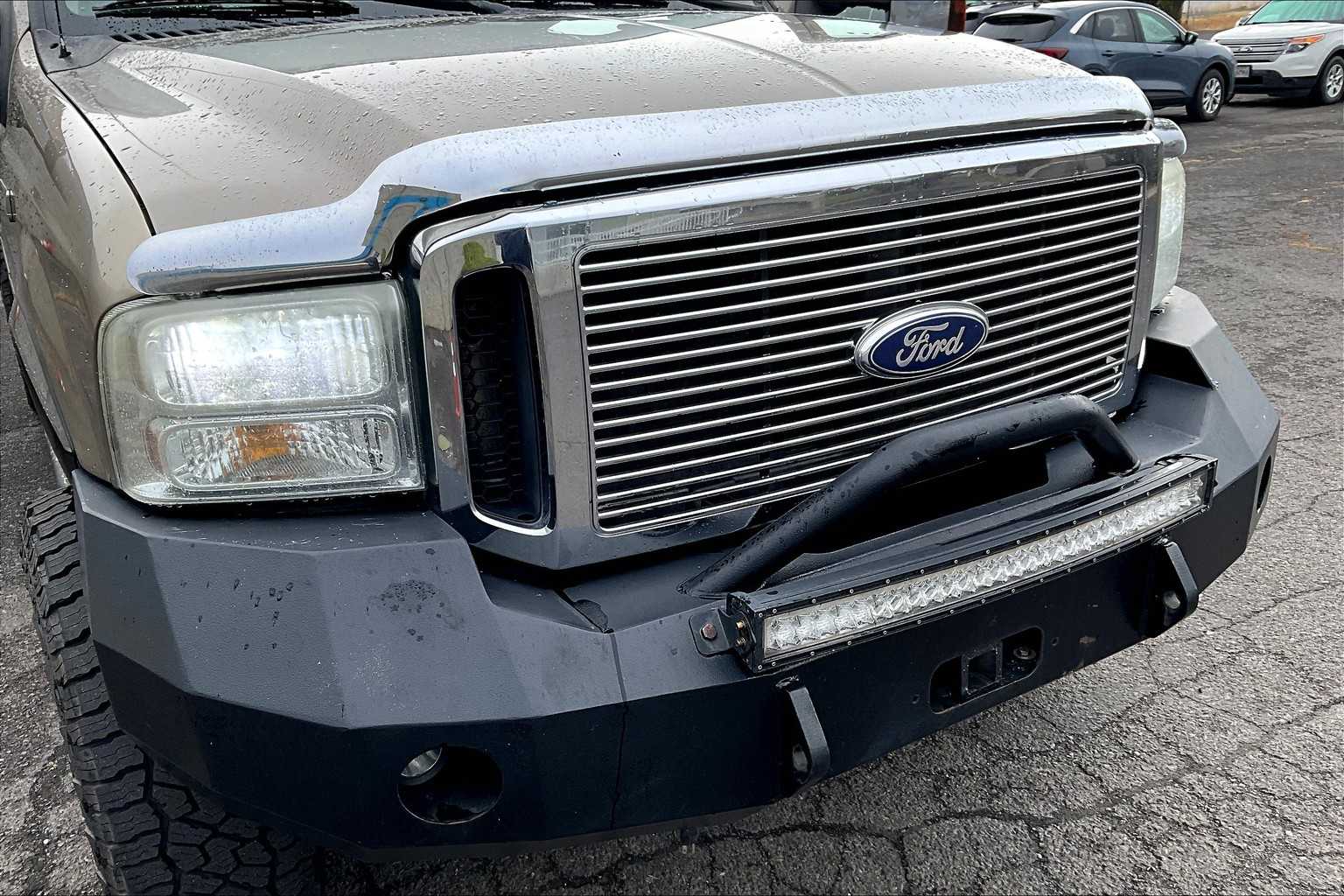 Thumbnail: 2006 Ford F-350 - 33