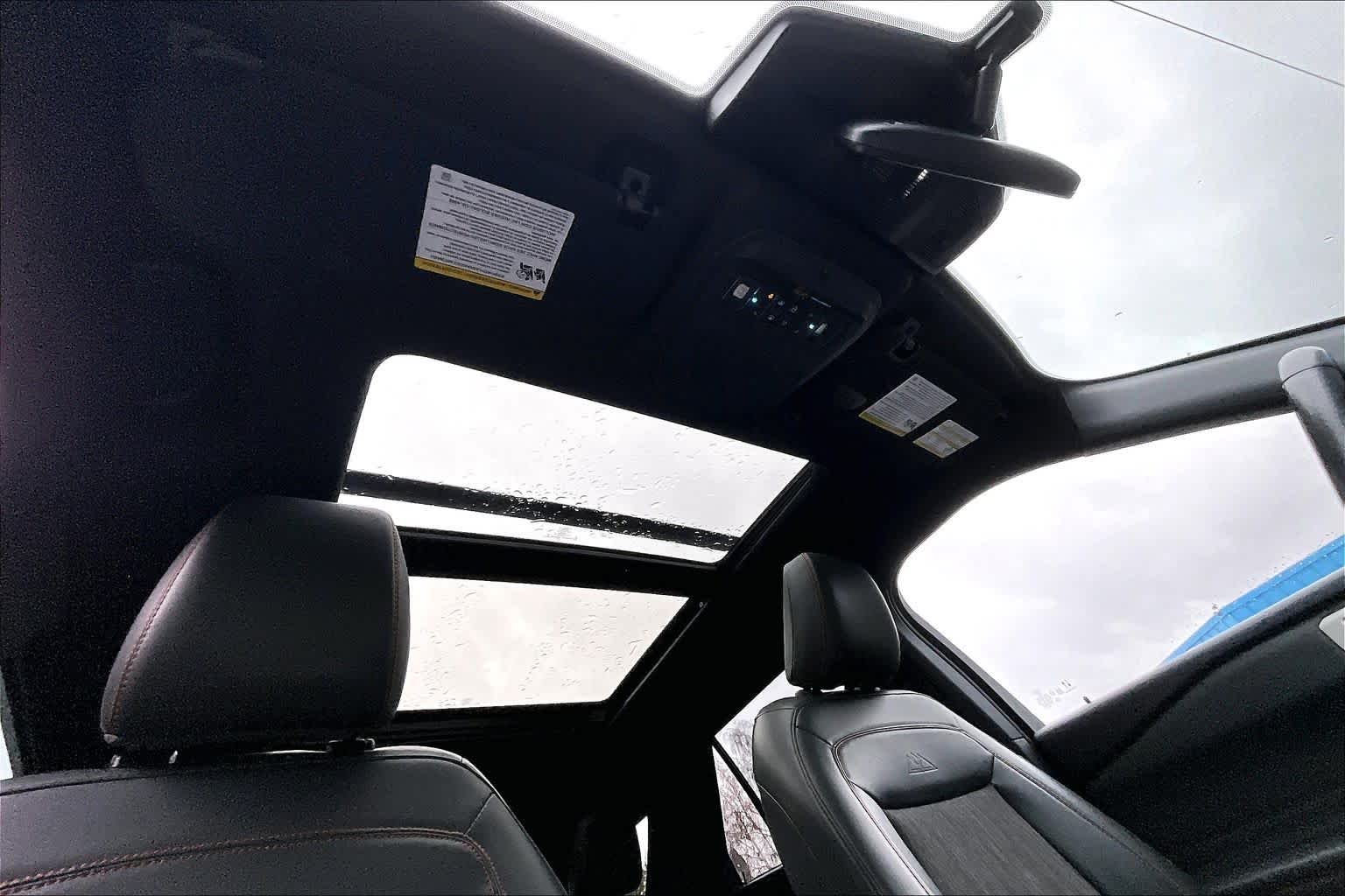 Thumbnail: 2022 Ford Explorer - 30