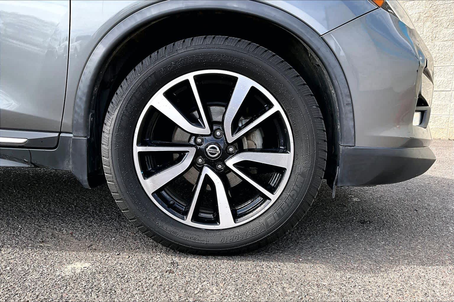 Thumbnail: 2018 Nissan Rogue - 34