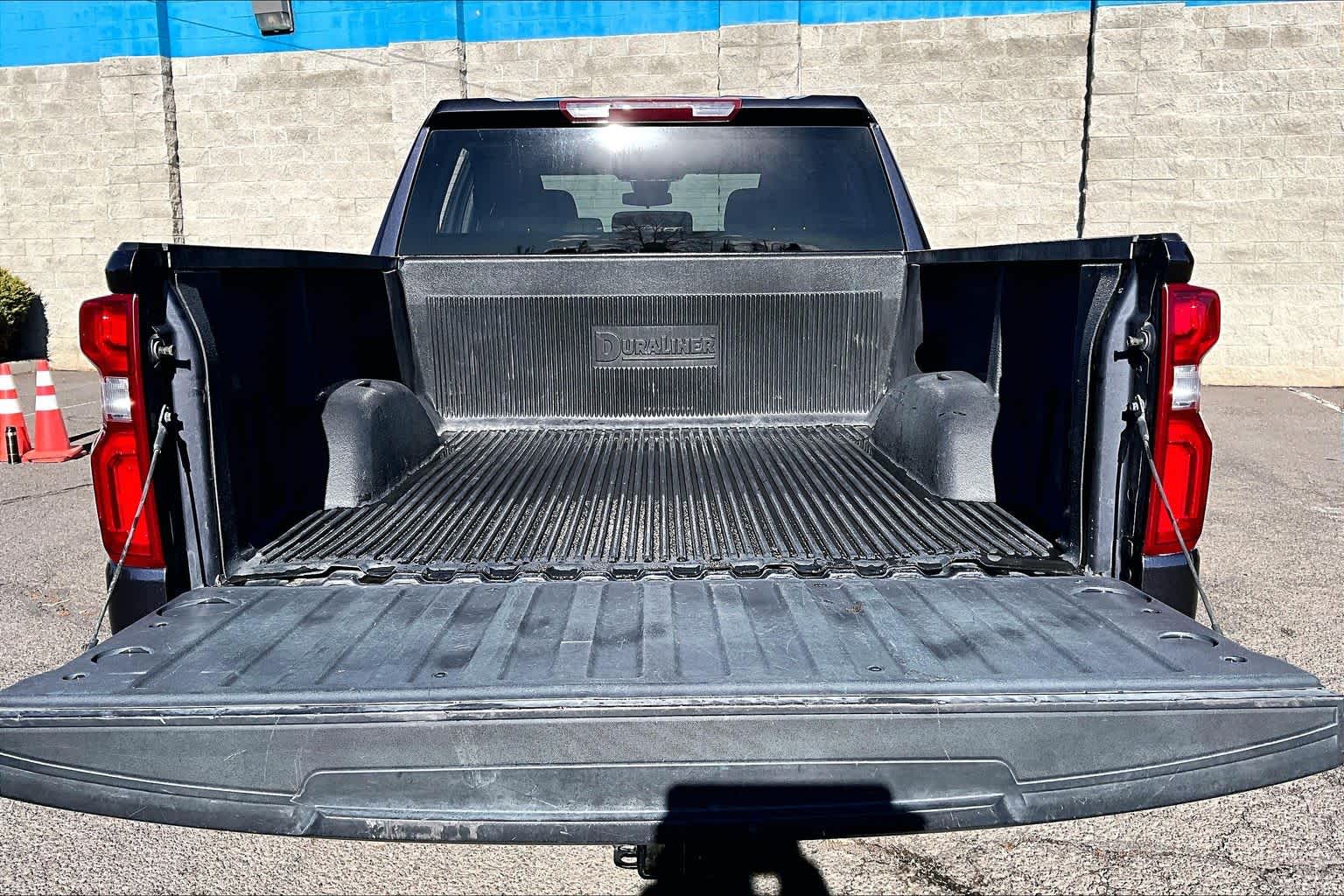 Thumbnail: 2022 Chevrolet Silverado 1500 - 18