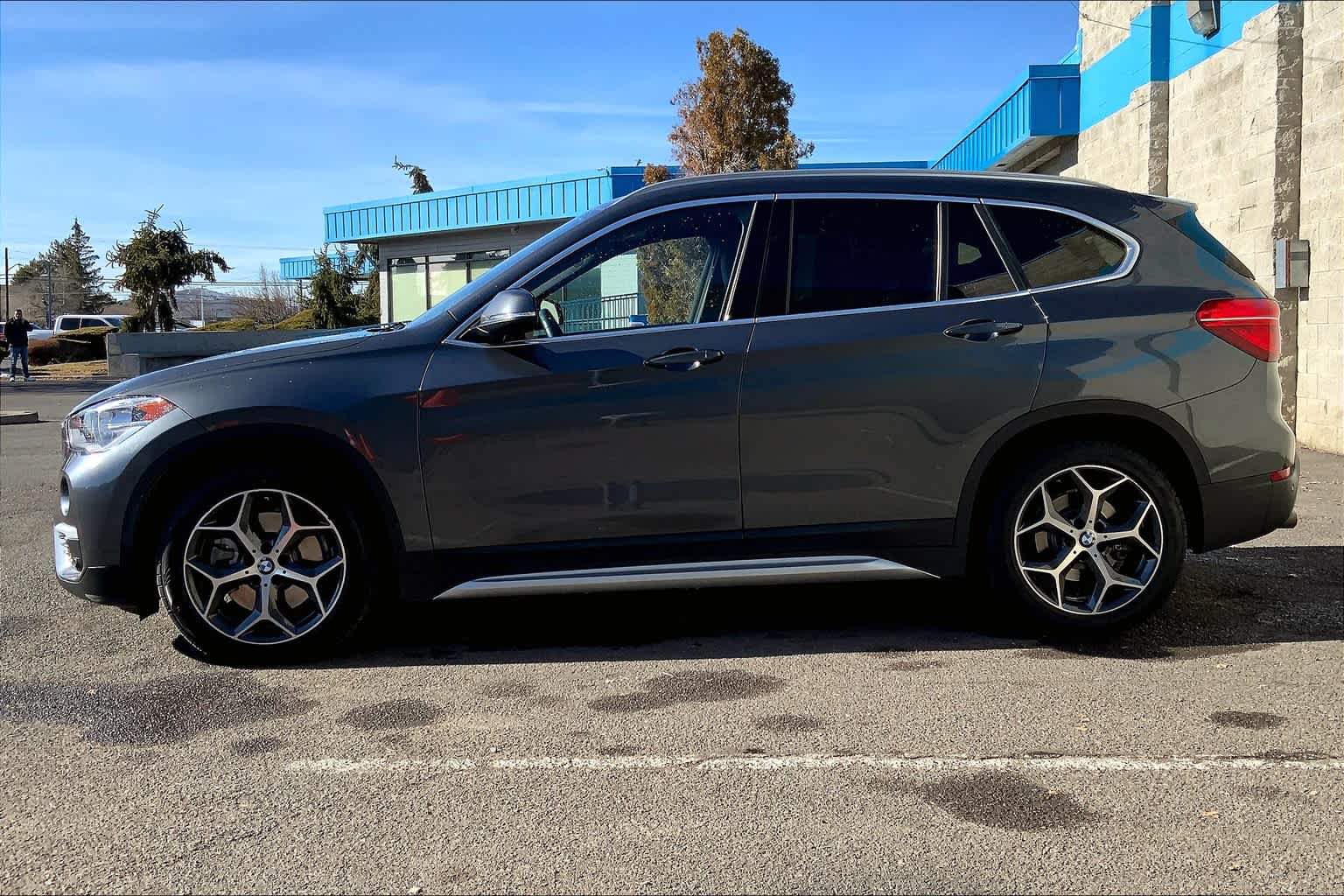 Thumbnail: 2019 BMW X1 - 3