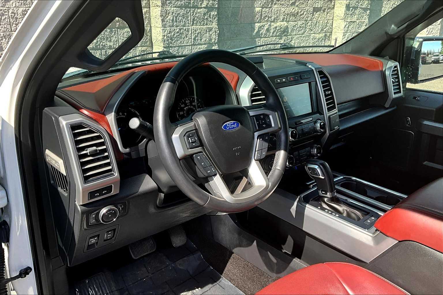 2018 Ford F-150 Platinum 2