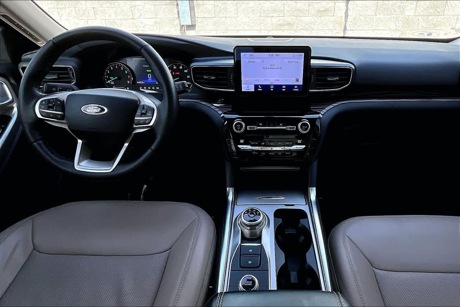 Thumbnail: 2021 Ford Explorer - 10