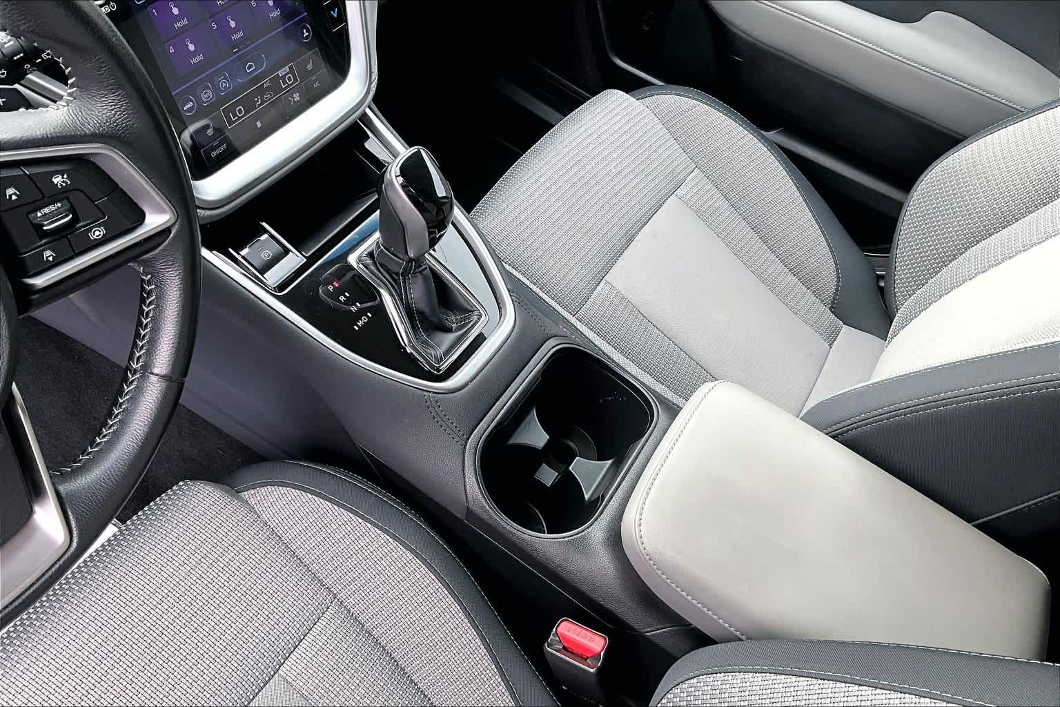 Thumbnail: 2022 Subaru Outback - 16