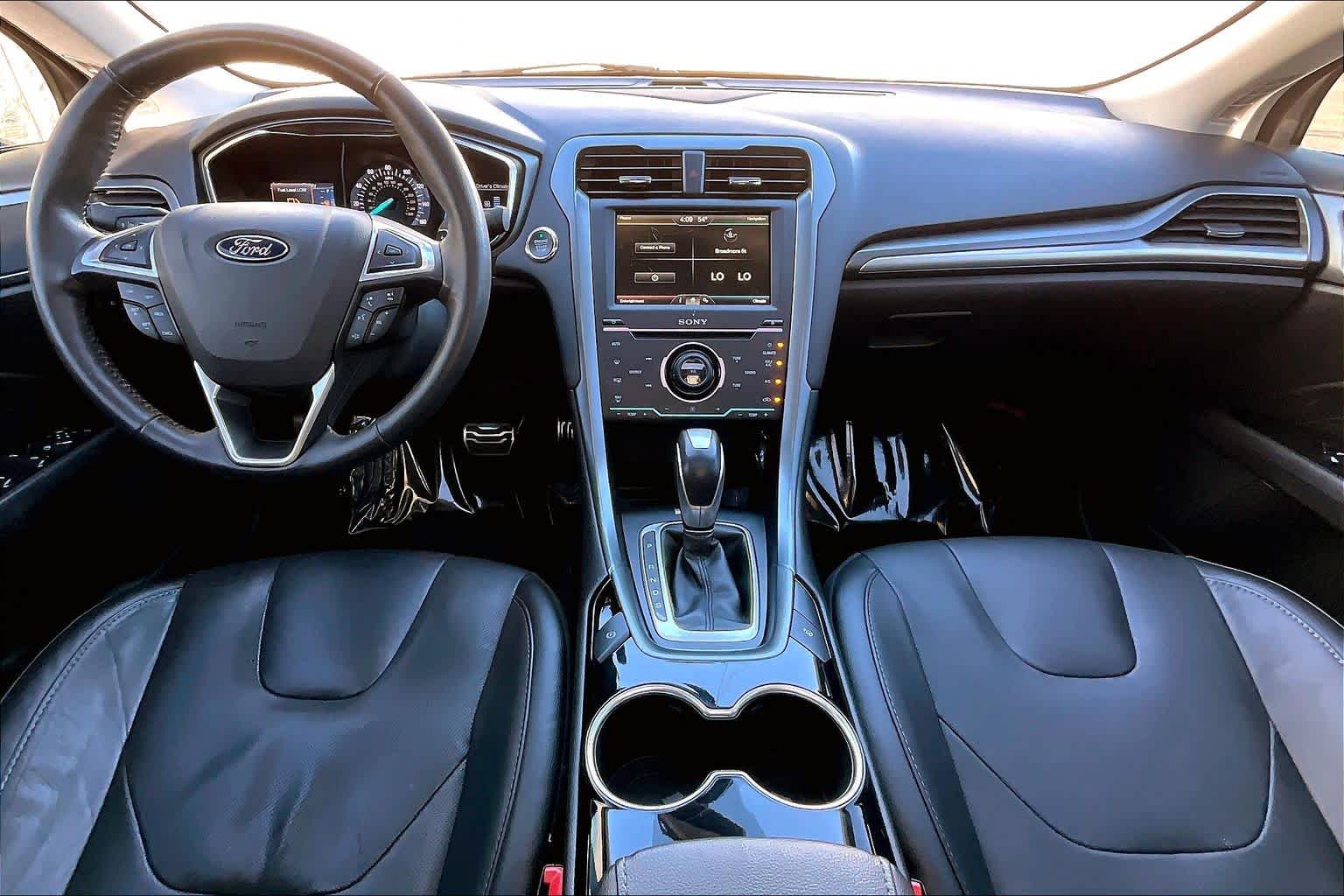 Thumbnail: 2015 Ford Fusion - 10