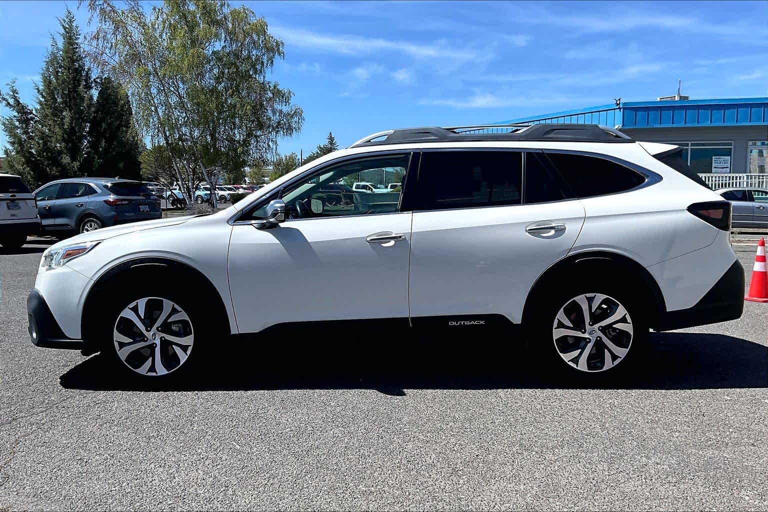 Thumbnail: 2020 Subaru Outback - 3