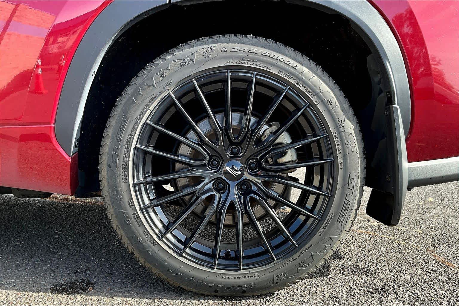 Thumbnail: 2021 Toyota Highlander - 35