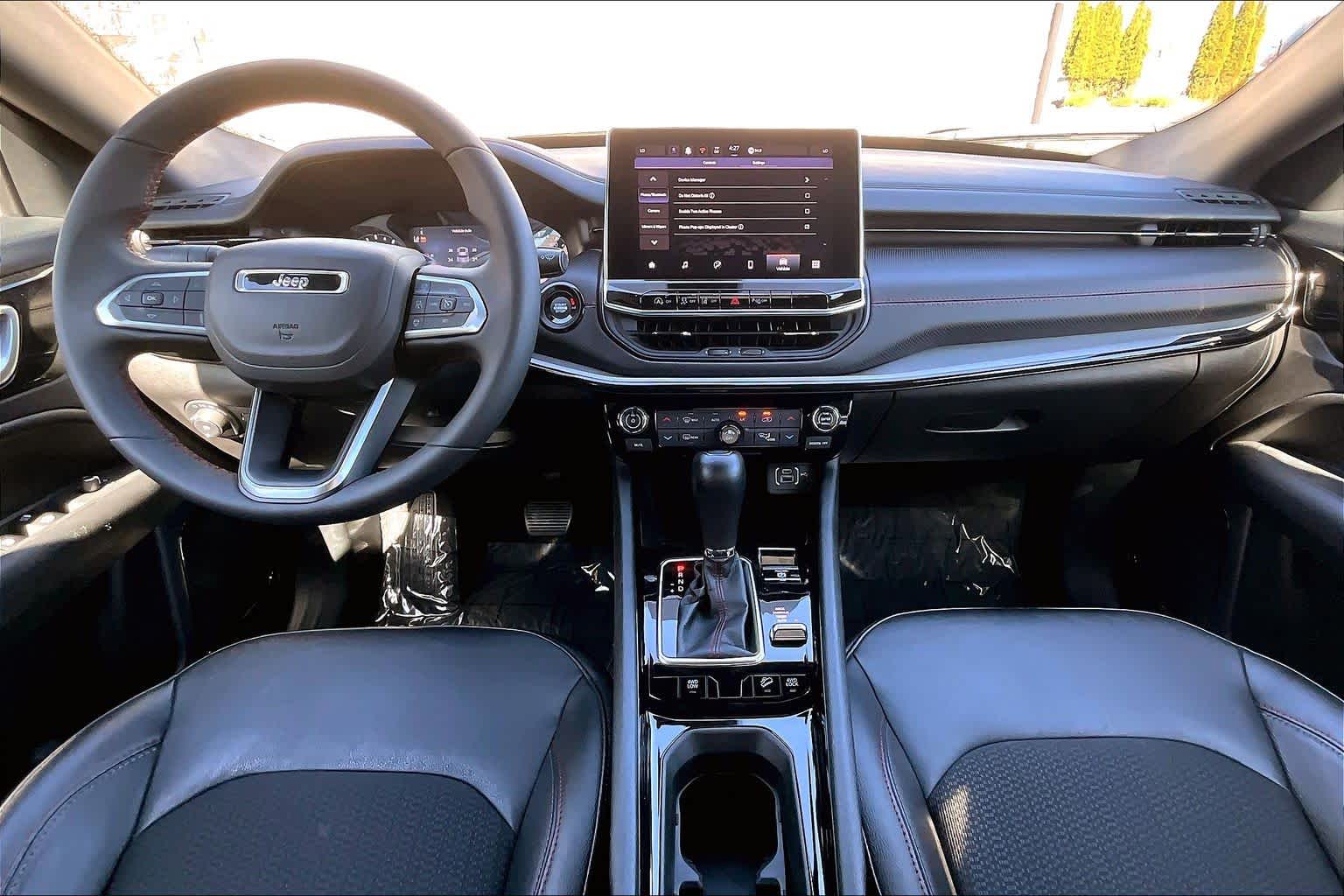 Thumbnail: 2025 Jeep Compass - 10