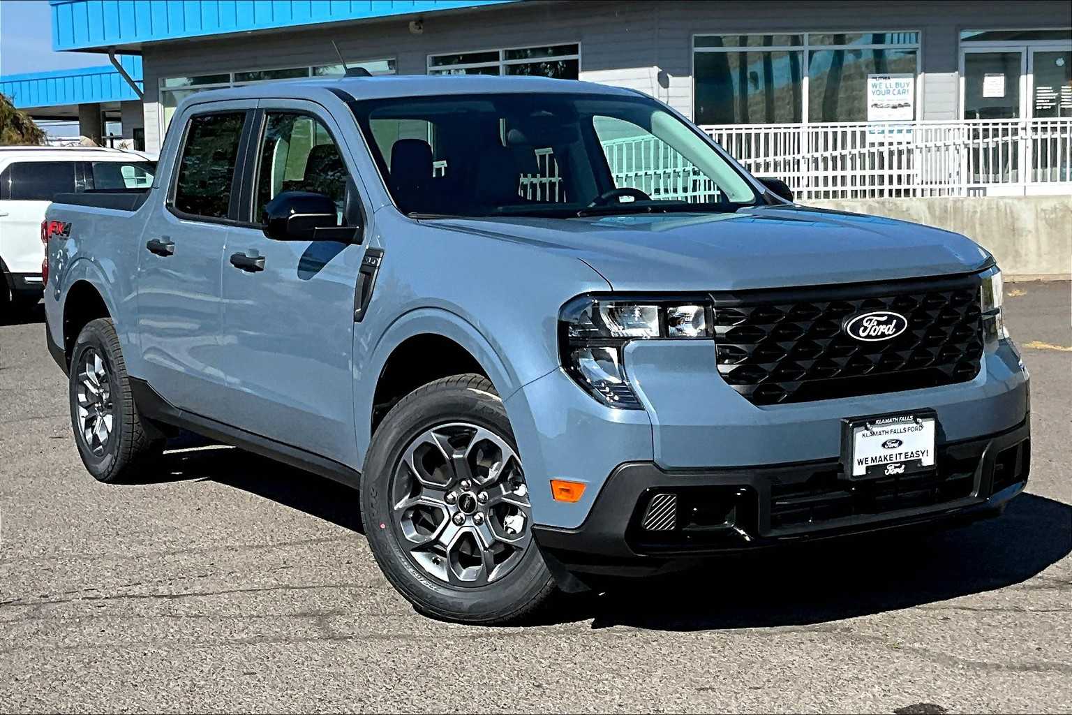 Thumbnail: 2025 Ford Maverick - 21