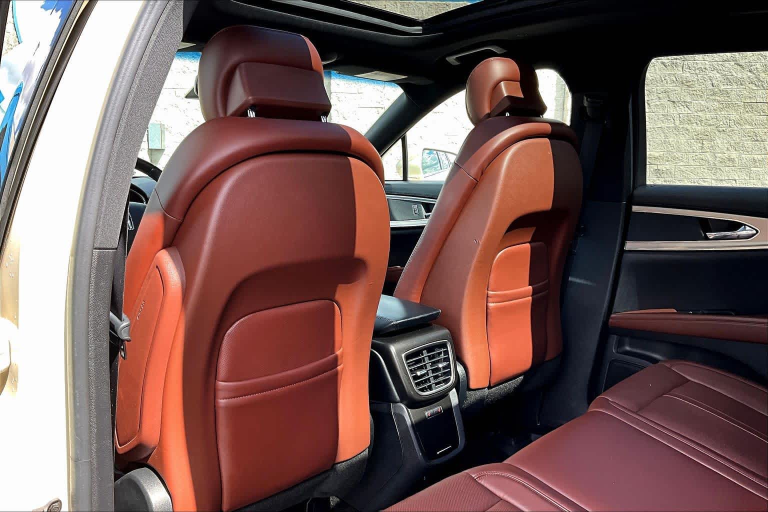Thumbnail: 2016 Lincoln MKX - 12