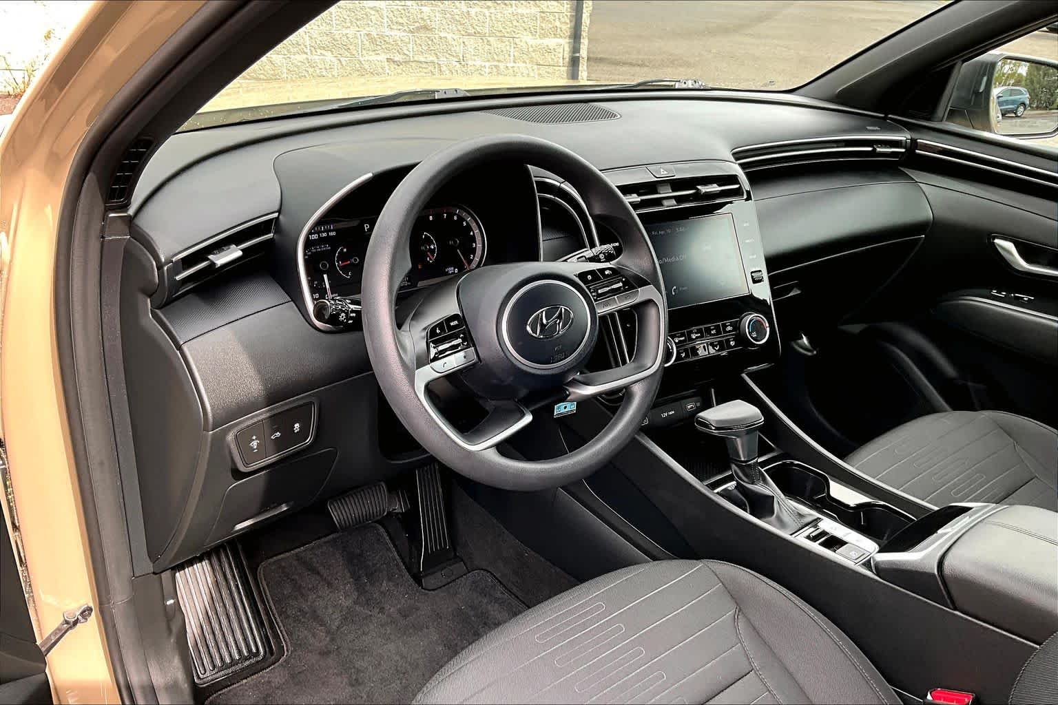 Thumbnail: 2023 Hyundai Santa Cruz - 2