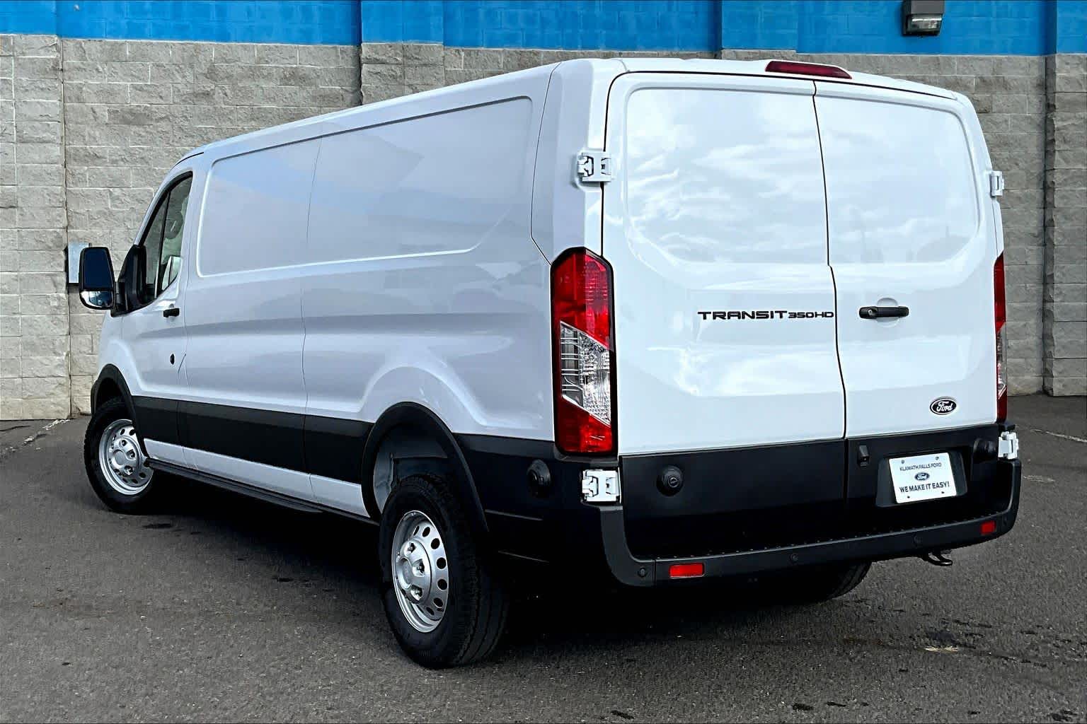 Thumbnail: 2026 Ford Transit Series - 4