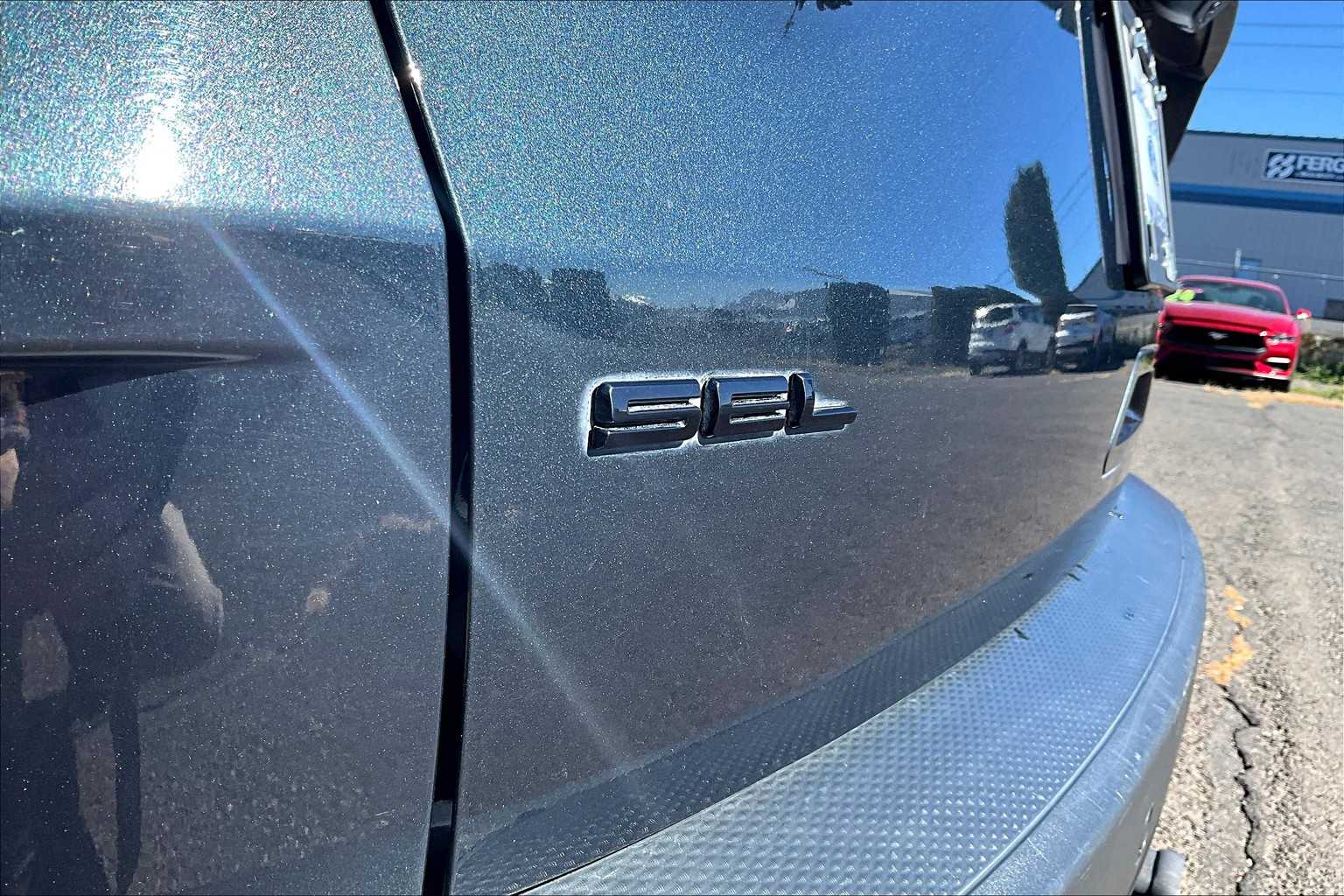 Thumbnail: 2022 Ford Escape - 7