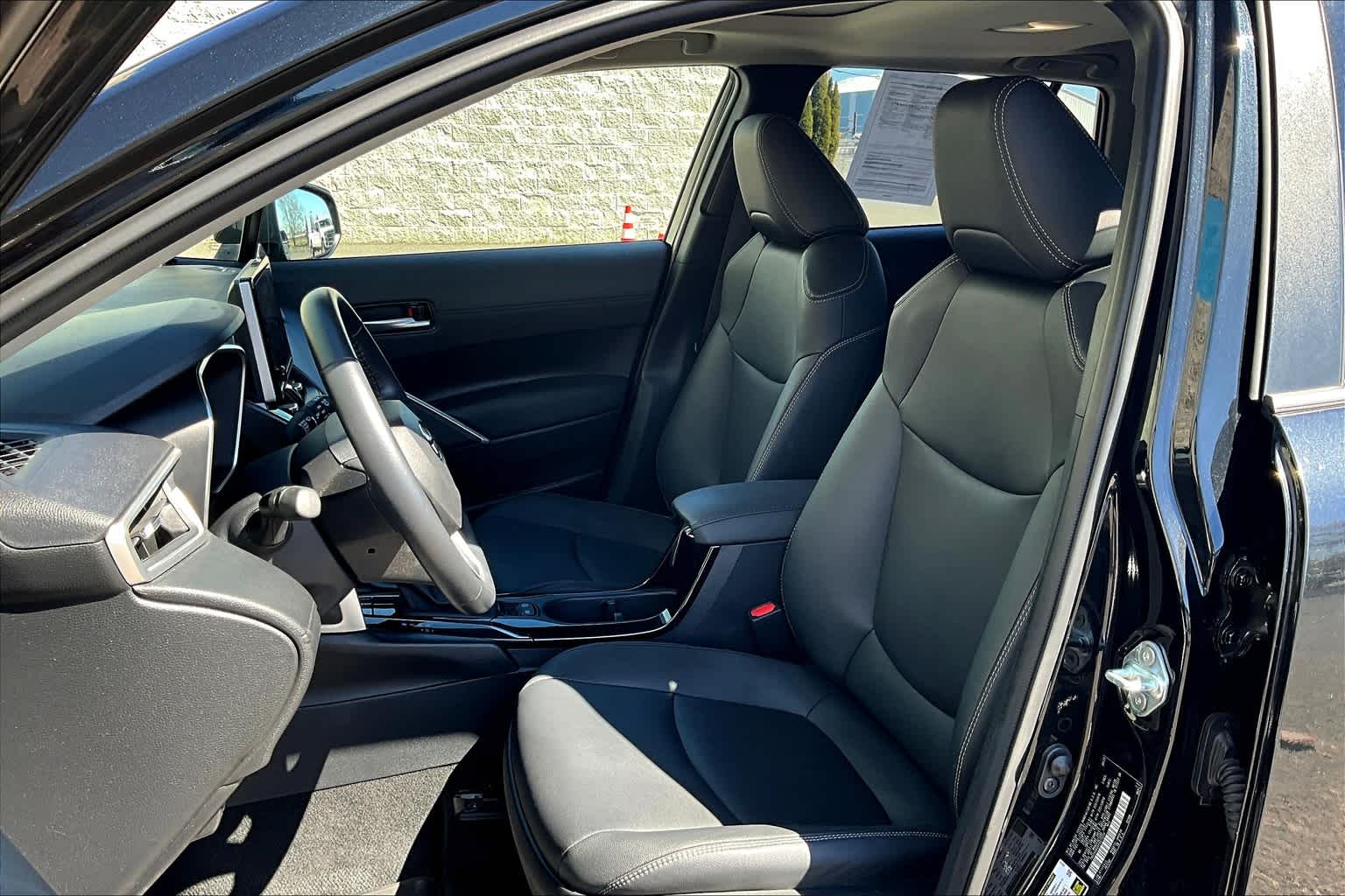 2023 Toyota Corolla Cross XLE 11