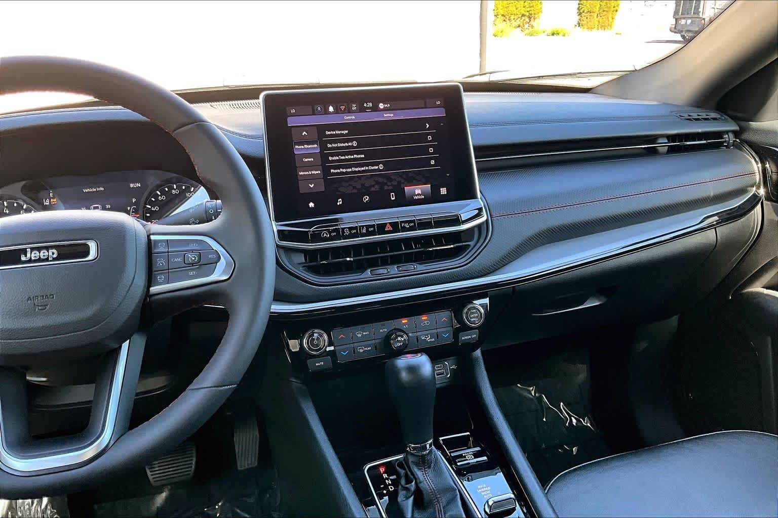 Thumbnail: 2025 Jeep Compass - 15