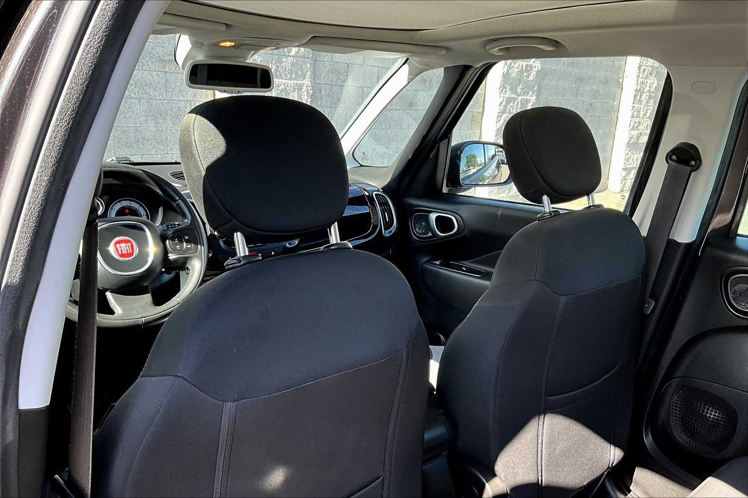 Thumbnail: 2016 Fiat 500L - 12