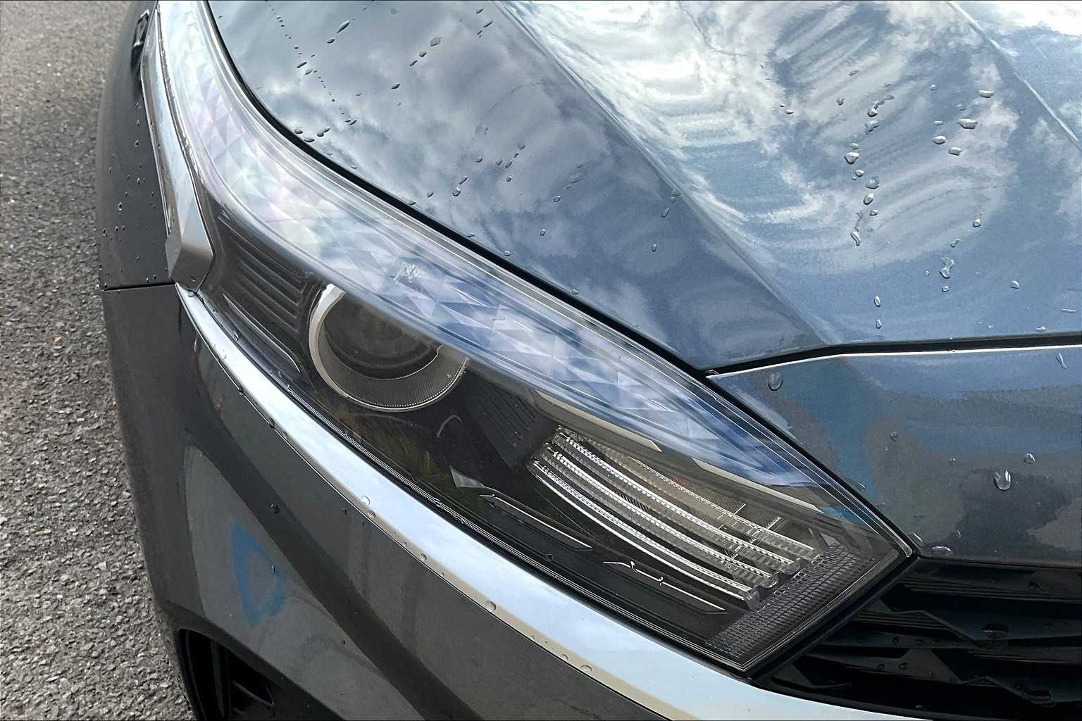 Thumbnail: 2023 Kia Forte - 31