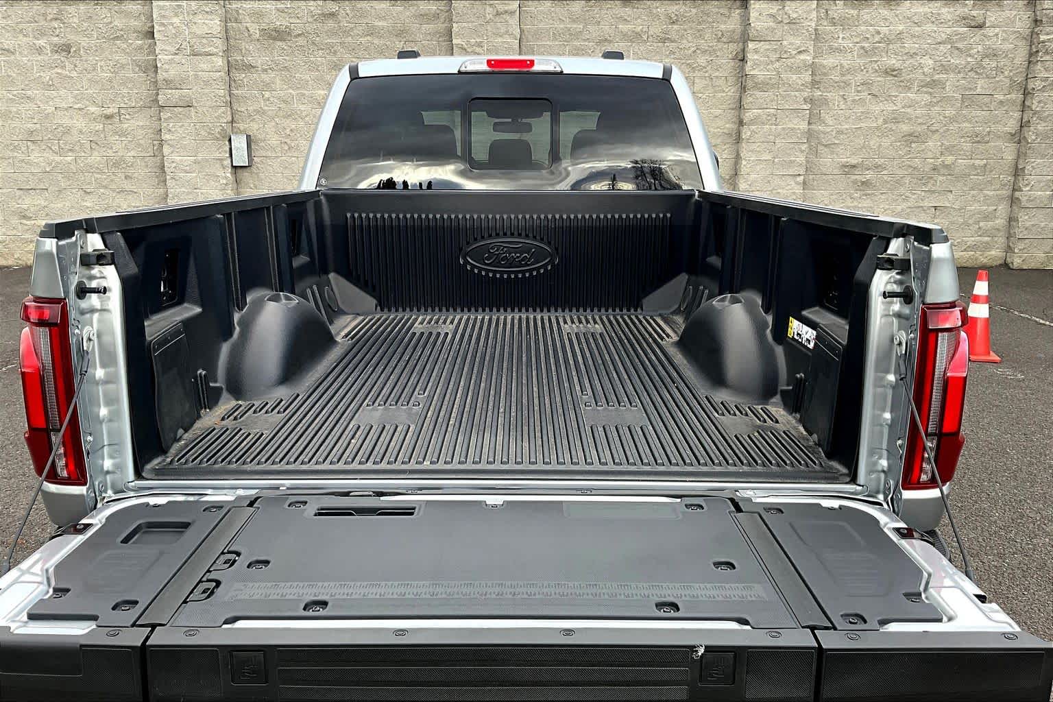 Thumbnail: 2025 Ford F-150 - 19