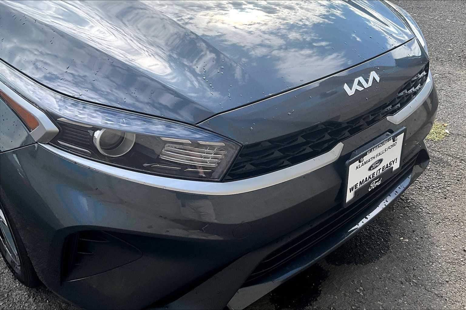 Thumbnail: 2023 Kia Forte - 33