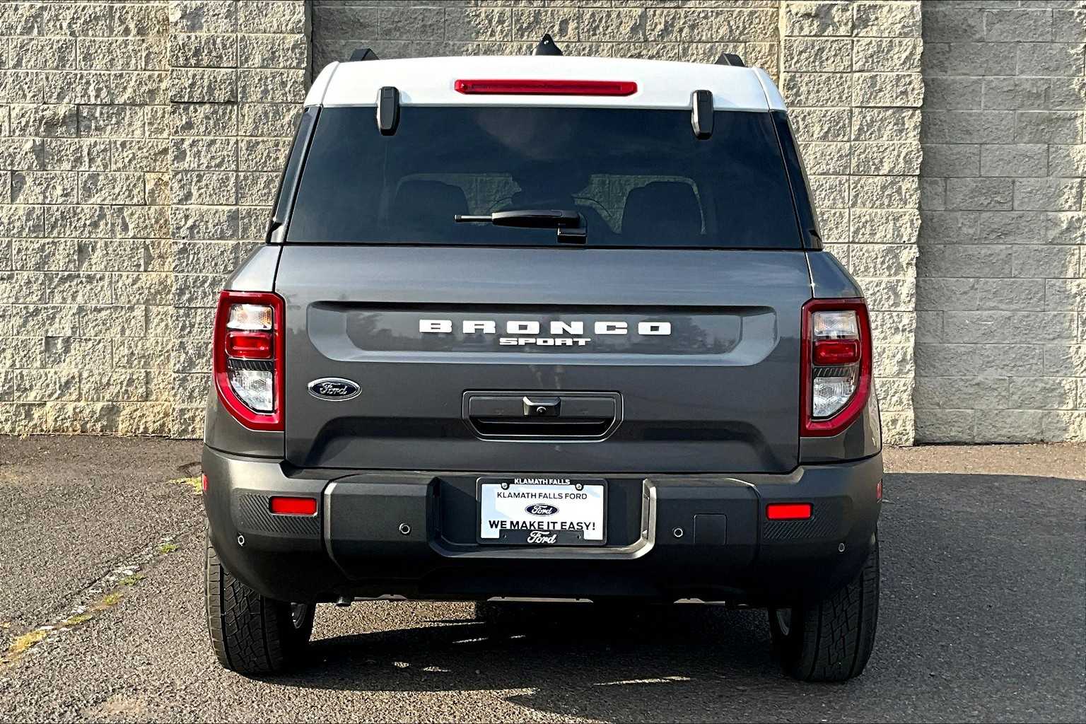 Thumbnail: 2025 Ford Bronco Sport - 5