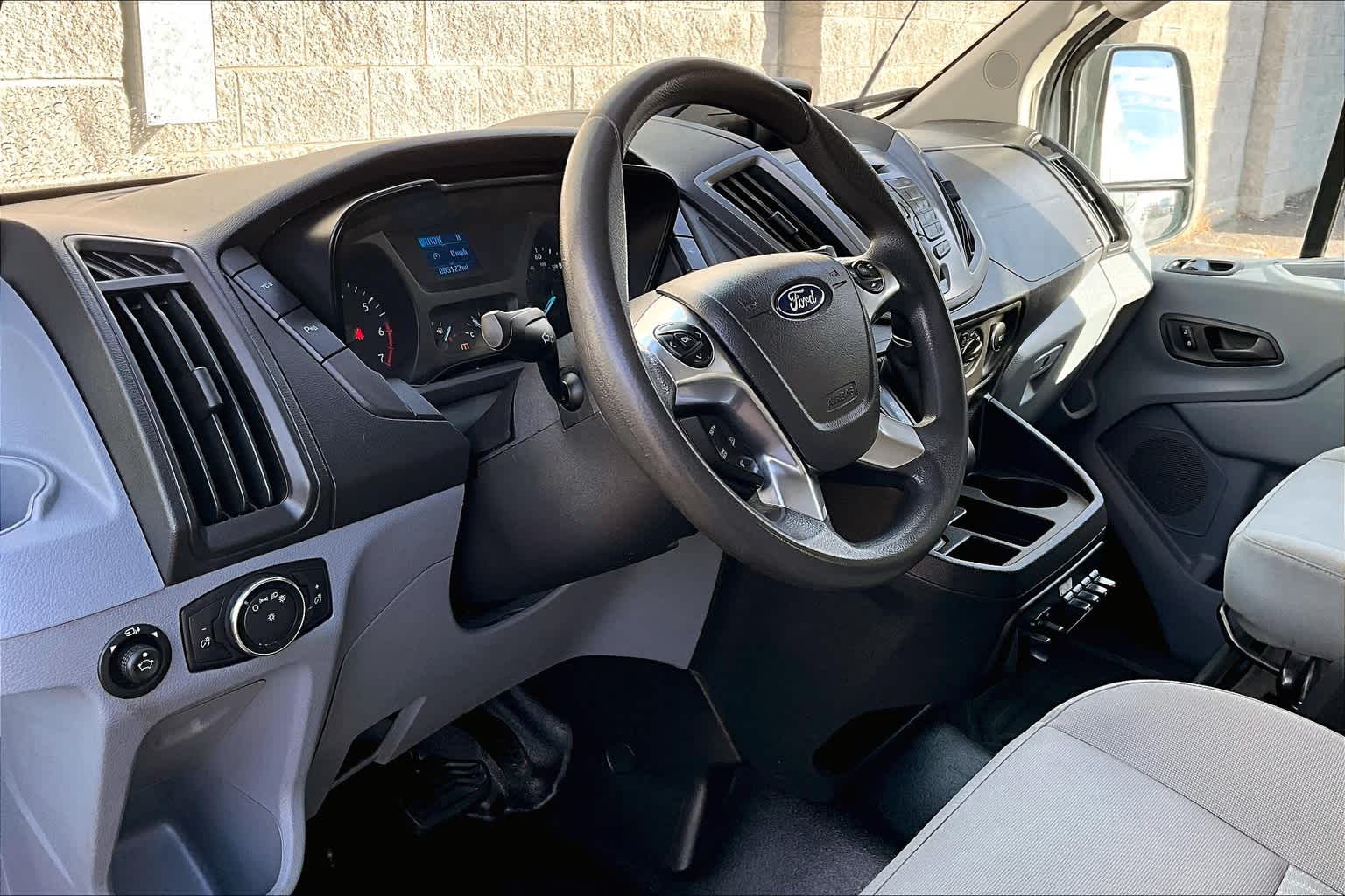 Thumbnail: 2018 Ford Transit Series - 2