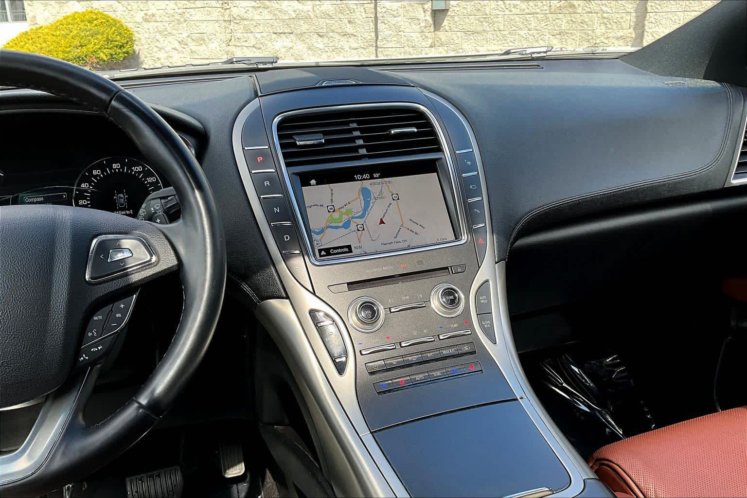 Thumbnail: 2016 Lincoln MKX - 15