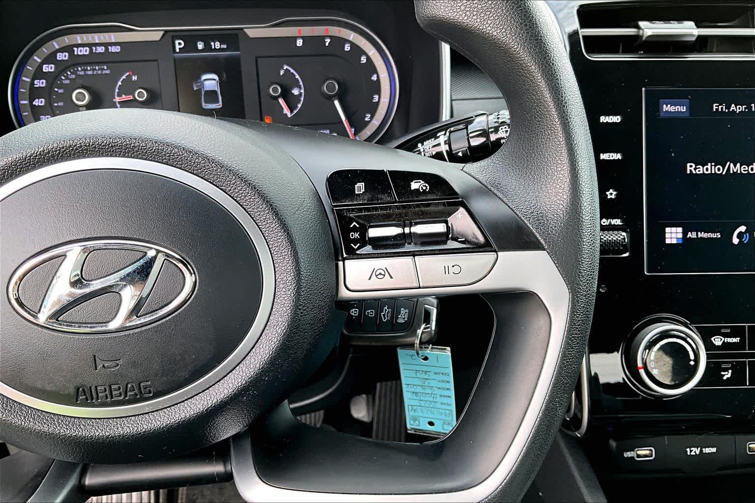 Thumbnail: 2023 Hyundai Santa Cruz - 25