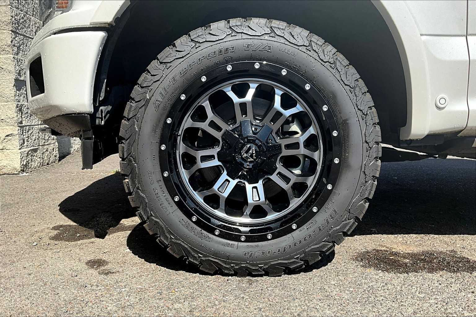 2018 Ford F-150 Platinum 8