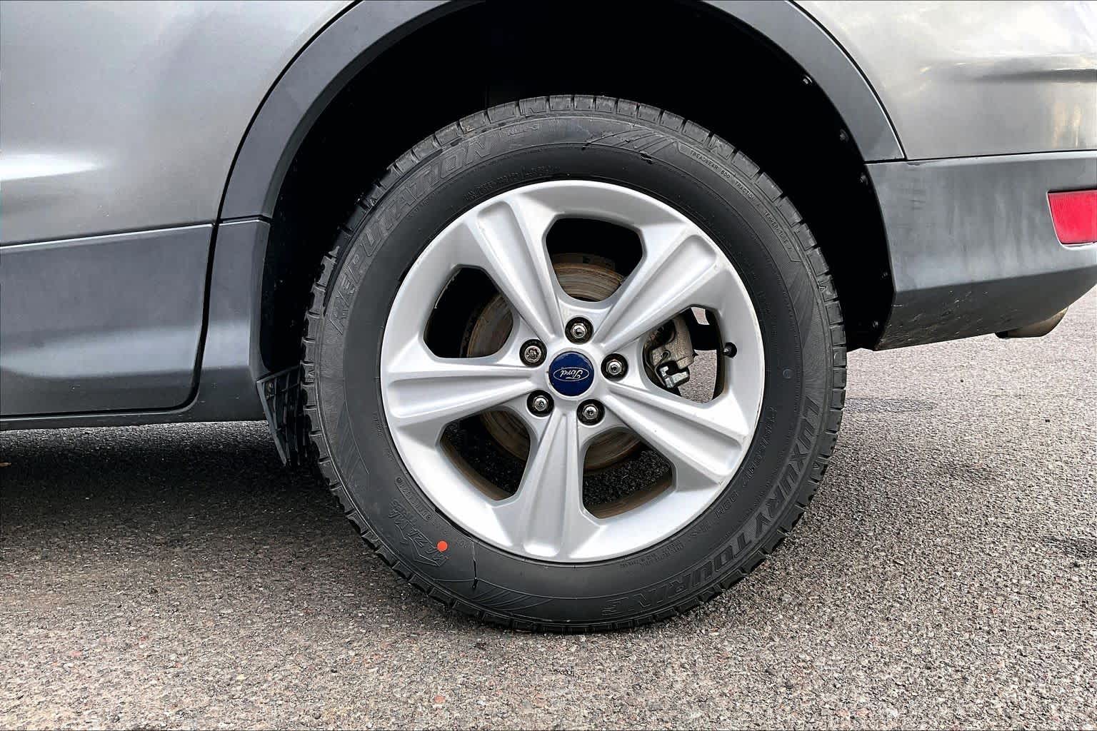 Thumbnail: 2014 Ford Escape - 35