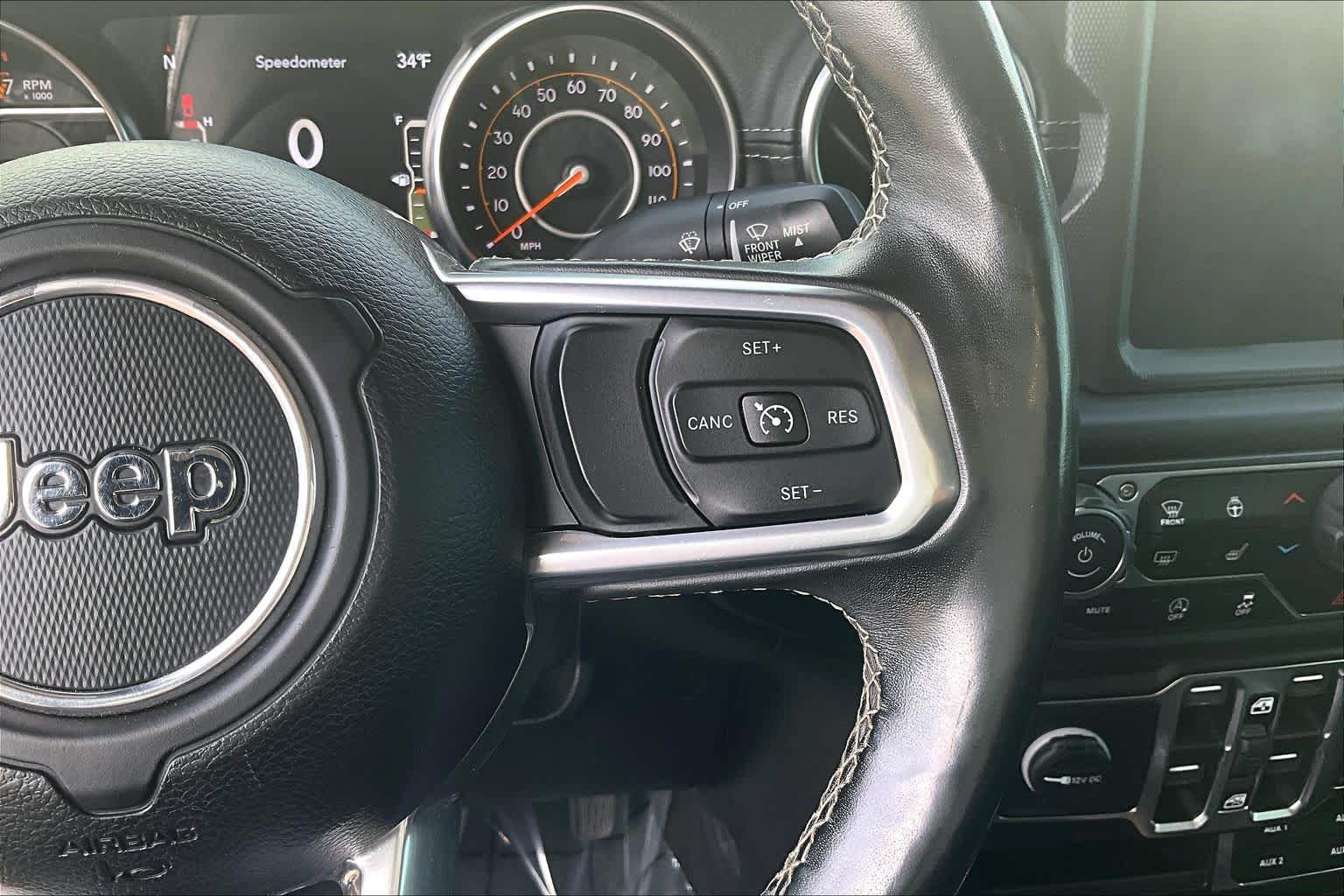 Thumbnail: 2020 Jeep Gladiator - 25