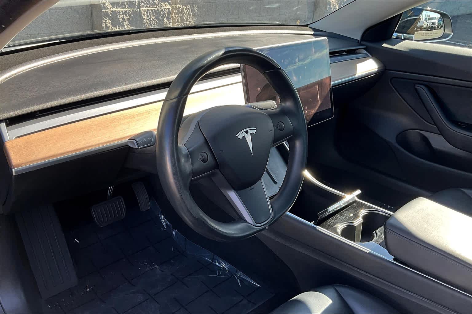 Used 2018 Tesla Model 3 Long Range Dual Motor with VIN 5YJ3E1EB4JF084731 for sale in Medford, OR