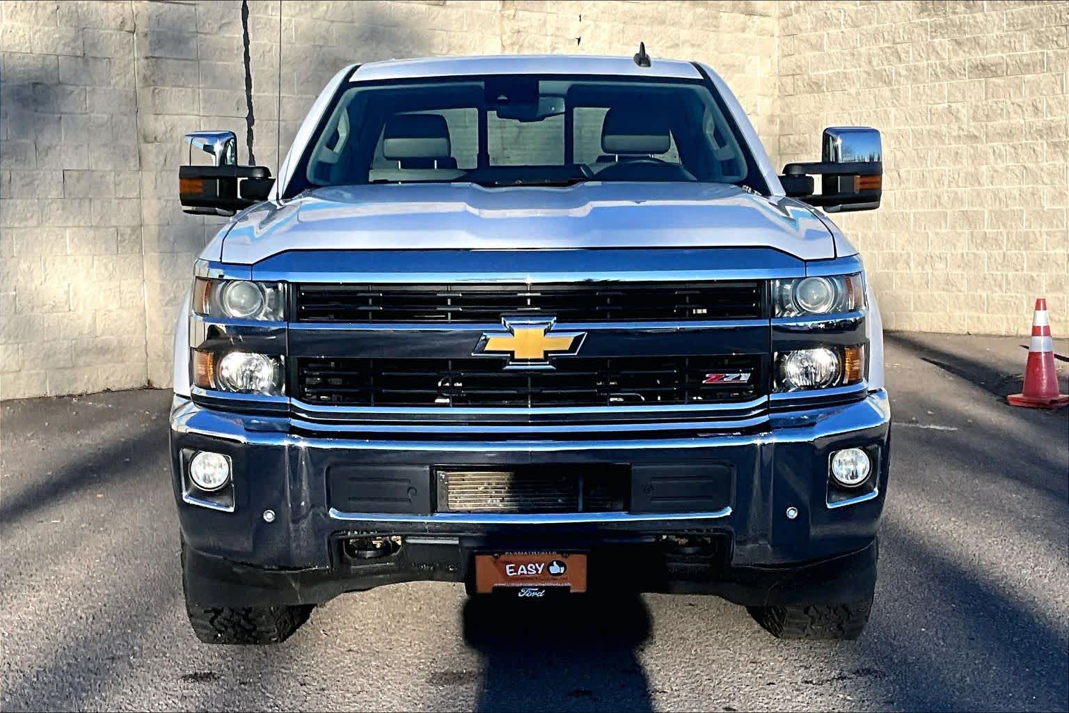 Thumbnail: 2015 Chevrolet Silverado 2500 - 6