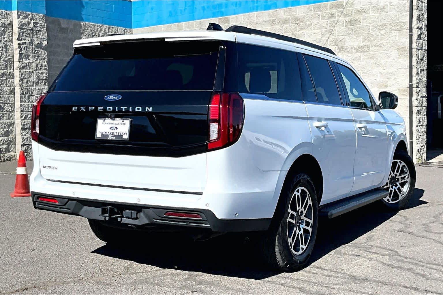 Thumbnail: 2025 Ford Expedition - 22