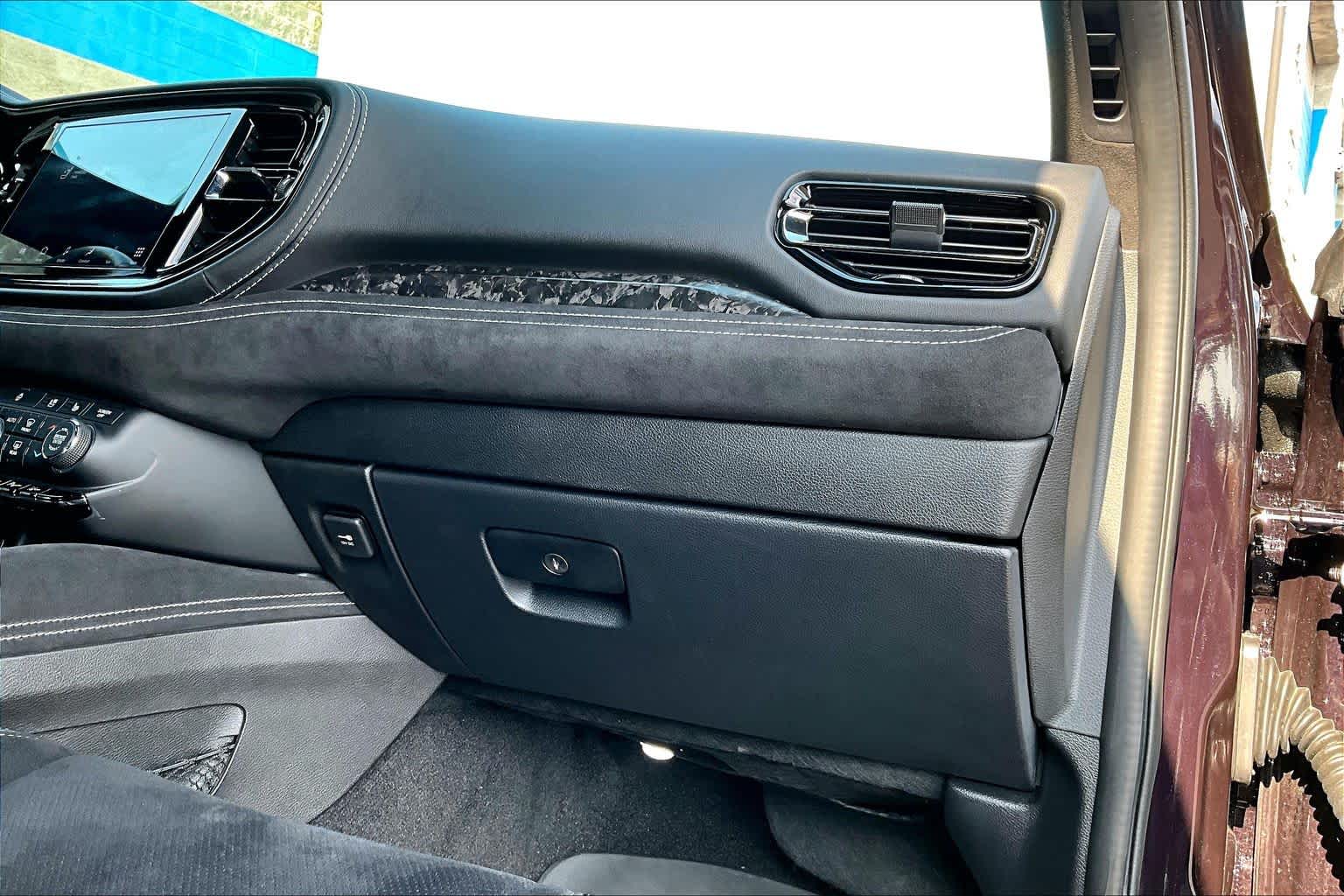 Thumbnail: 2021 Dodge Durango - 23