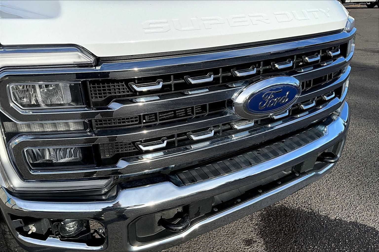 Thumbnail: 2023 Ford F-350 - 33