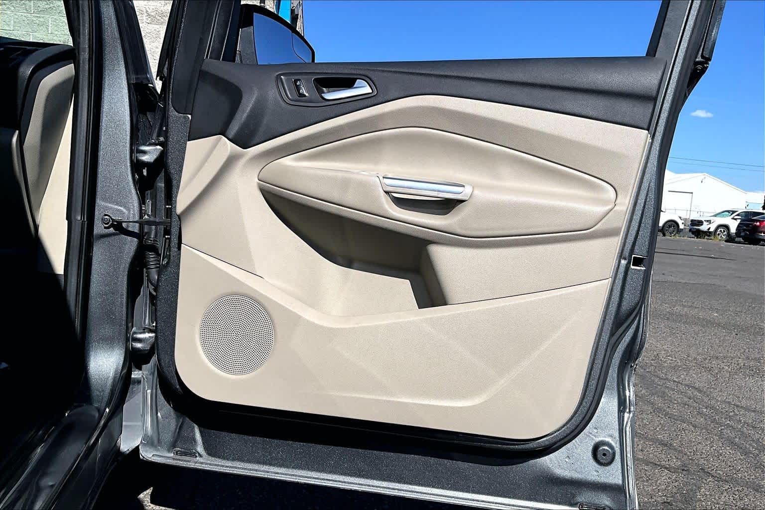 Thumbnail: 2014 Ford Escape - 28