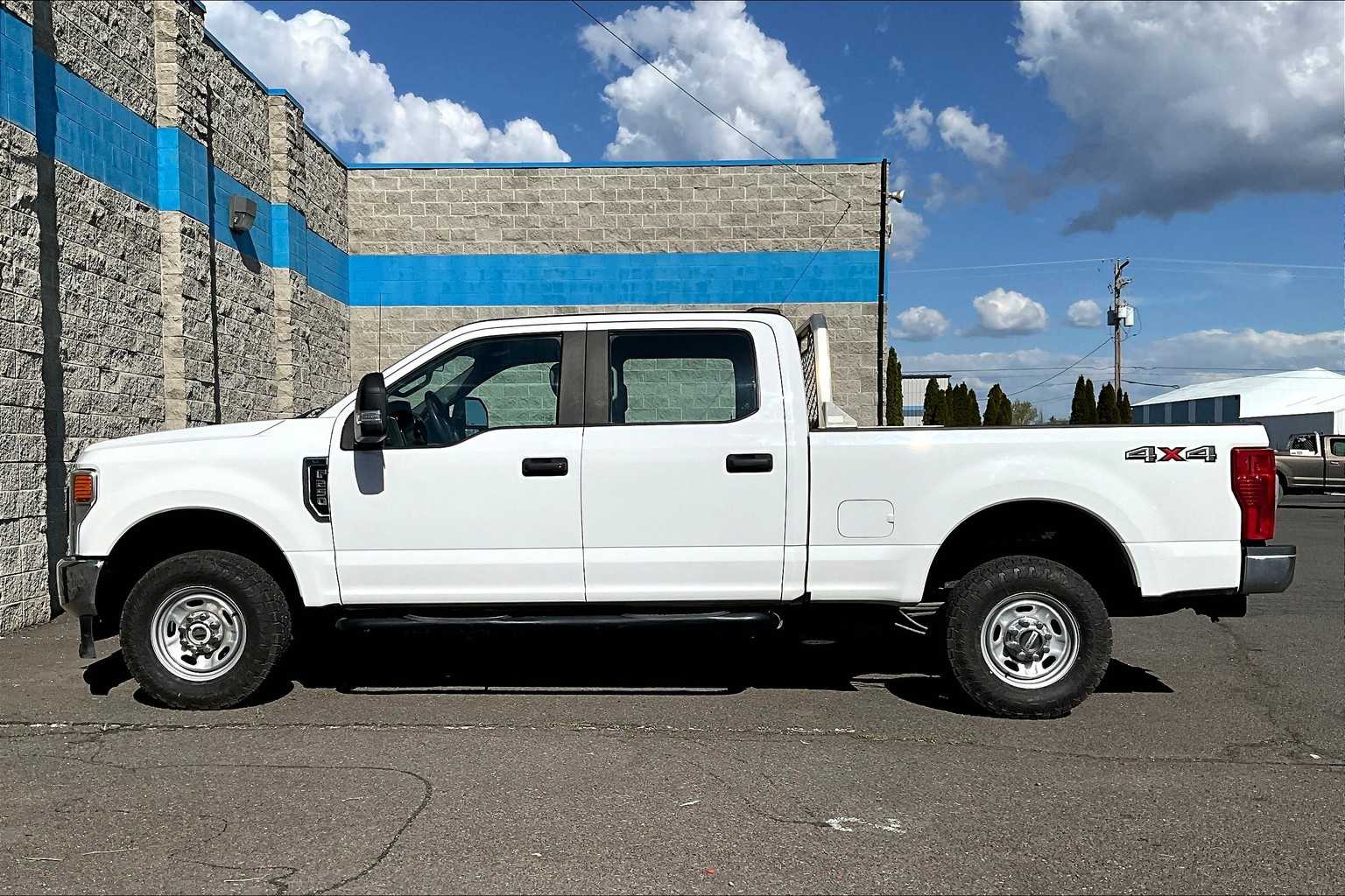 2020 Ford F-250 XL 3