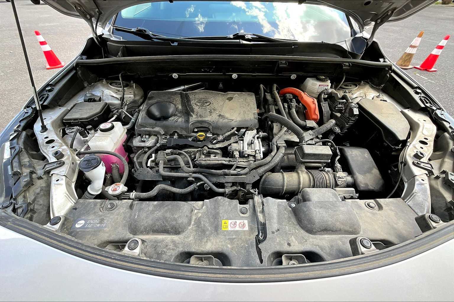 2022 Toyota Venza LE 9